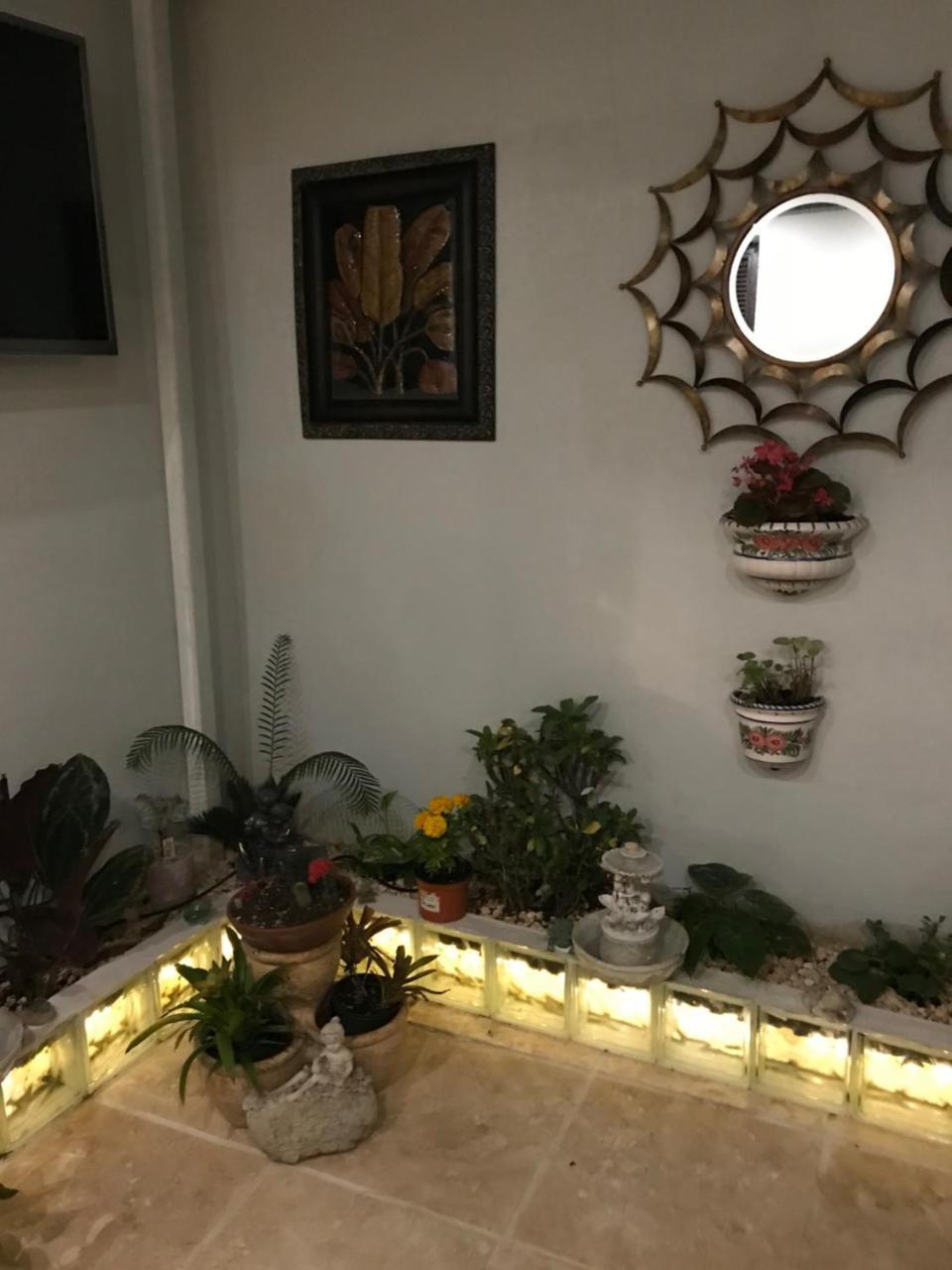 The Garden Apartment, The Willow Apartment, & The Tropical Apartment At Casa Of Essence In Old סן חואן מראה חיצוני תמונה