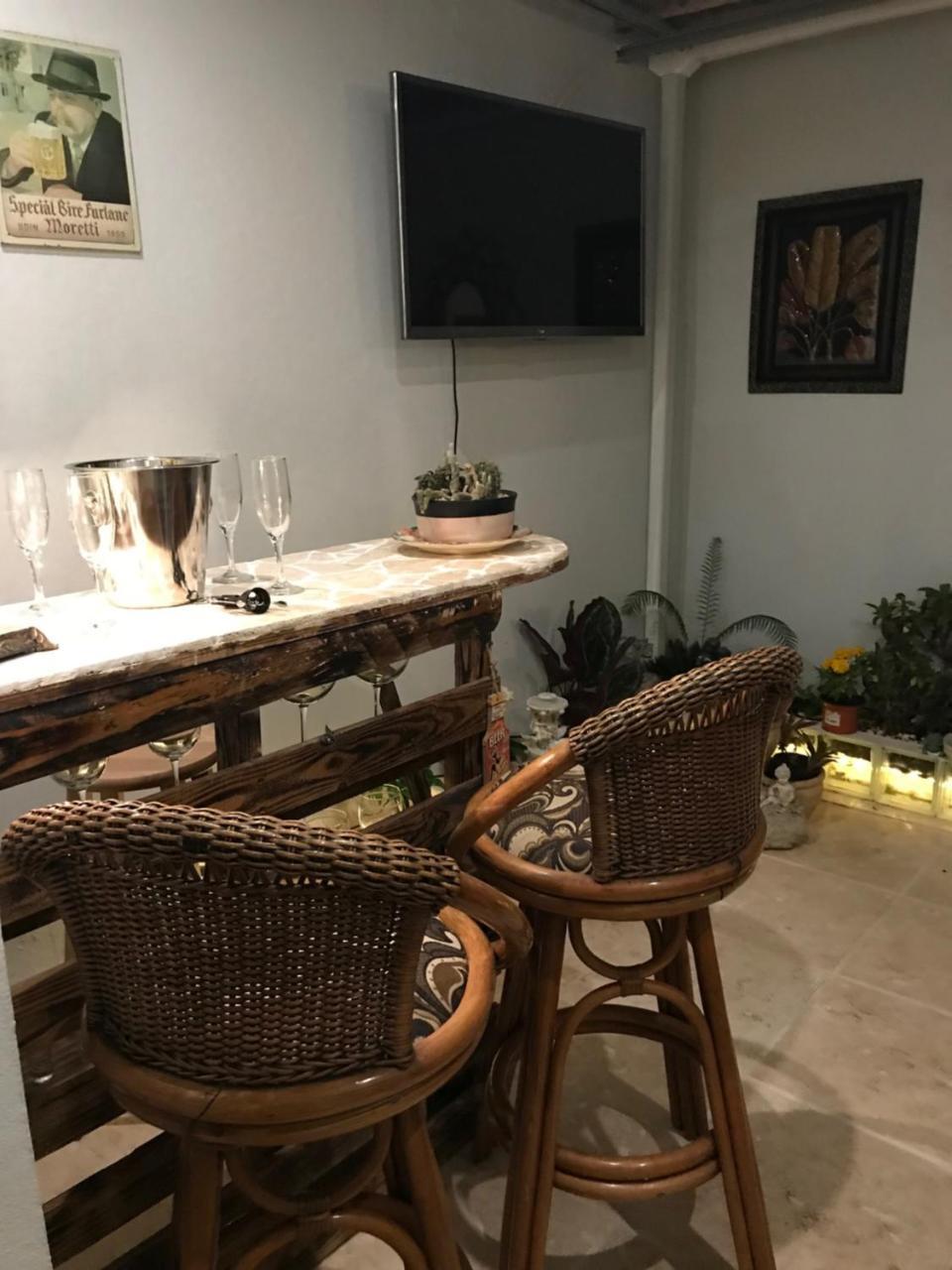 The Garden Apartment, The Willow Apartment, & The Tropical Apartment At Casa Of Essence In Old סן חואן מראה חיצוני תמונה